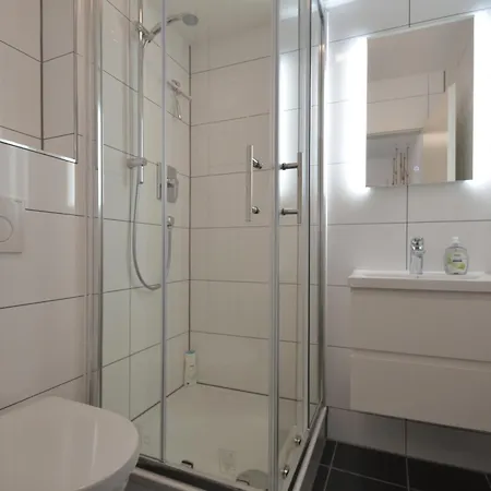 3 Bathroom, Rhapsody In Roof, Penthouse Appartamento Monaco di Baviera