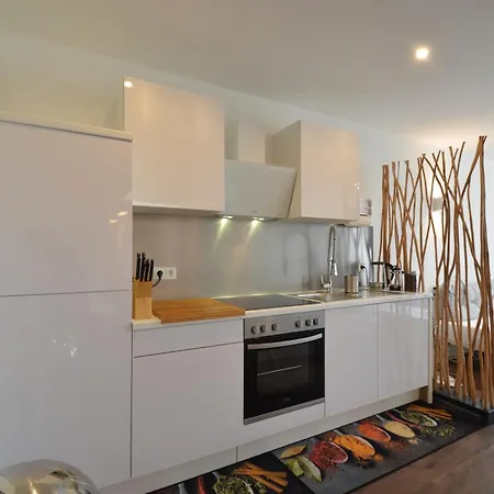 3 Bathroom, Rhapsody In Roof, Penthouse Monaco di Baviera