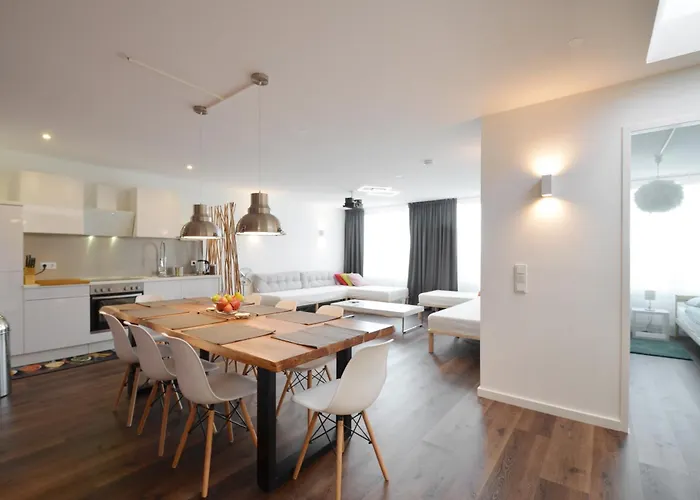 3 Bathroom, Rhapsody In Roof, Penthouse *