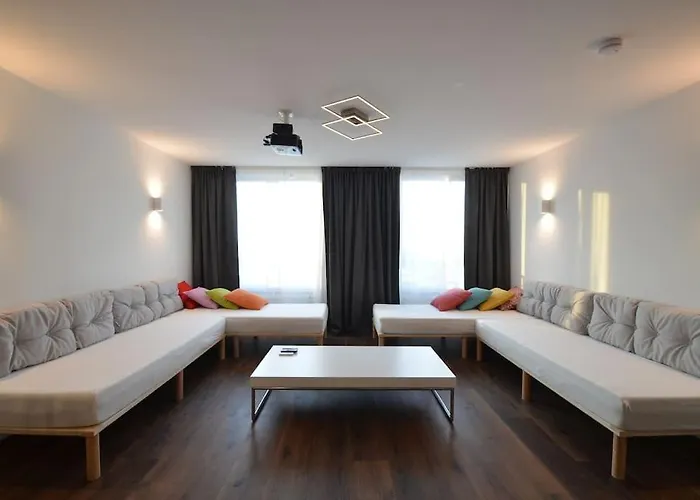 Appartement 3 Bathroom, Rhapsody In Roof, Penthouse *
