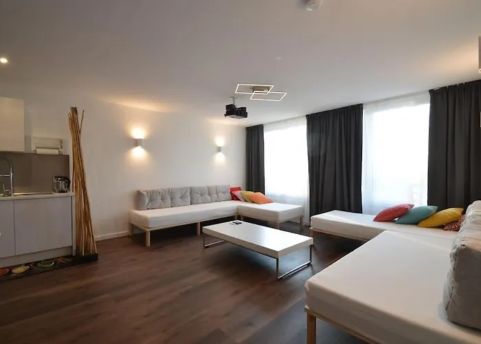 3 Bathroom, Rhapsody In Roof, Penthouse Appartement *